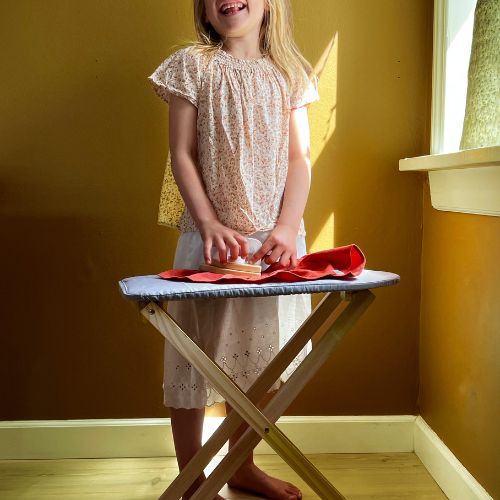 Ironing board & iron - Image 7